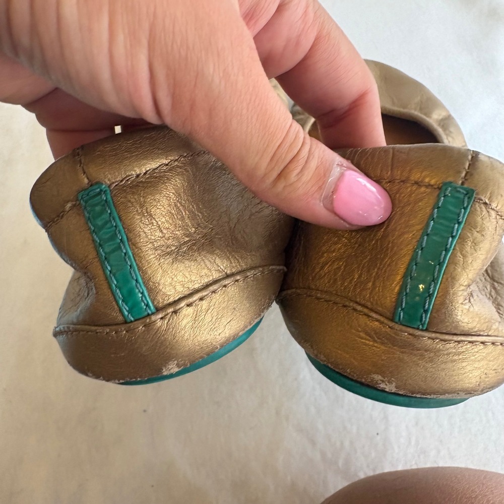 Tieks by Gavrieli Metallic Gold Leather Ballet Flats Teal Sole Size 8 - Picture 3 of 5